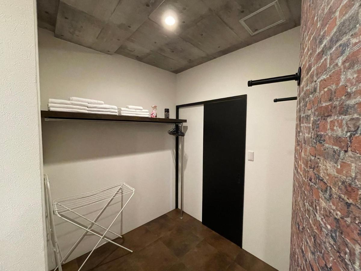 Wolf Pack Apartment 1001 Осака Экстерьер фото