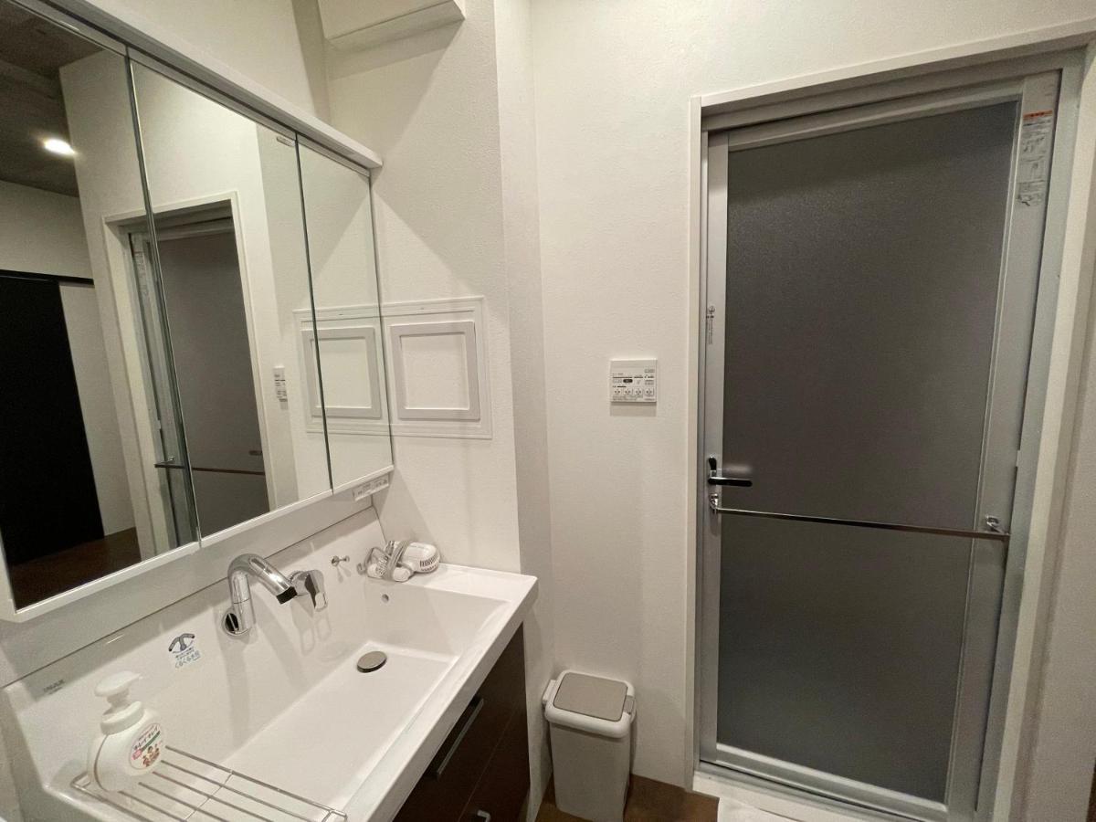 Wolf Pack Apartment 1001 Осака Экстерьер фото